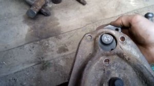 Укомплектовка верхних рычагов москвич - 412, 2140