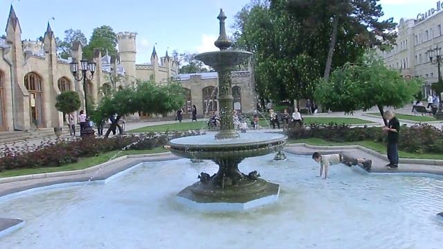 CIMG0534Кисловодск.Мальчишки. смотреть онлайн