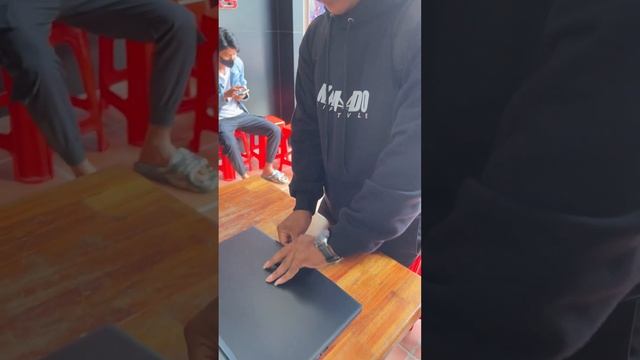 Unboxing MSI Katana GF76 11UE - 144Hz смотреть онлайн