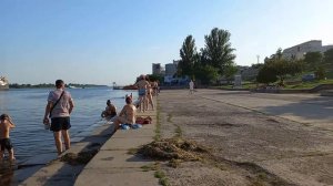 Херсон. Пляж возле Вечного огня. Где покупаться в Херсоне.