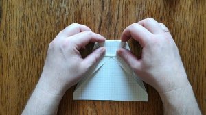 Оригами самолёт, далеко и долго летающий. Origami plane, far and long flying.