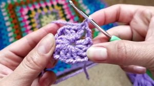 СИДУШКА КРЮЧКОМ ИЗ БАБУШКИНОГО КВАДРАТА ✅