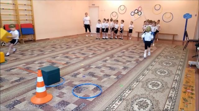 Спортивный праздник, посвящённый 23 февраля в старшей группе "Военная школа Винтовкина" смотреть онлайн