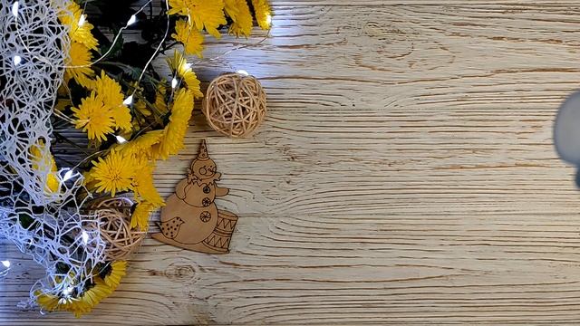 104. Игрушки на ёлку, от обзора набора до готовых работ. Dimensions 9124 + снеговички из журнала смотреть онлайн