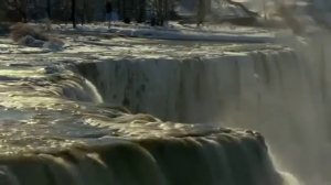 В США замёрз Ниагарский водопад