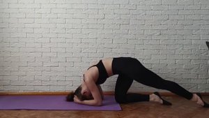 Как научиться стоять на голове| Стойка на голове | Подводящие упражнения для стойки