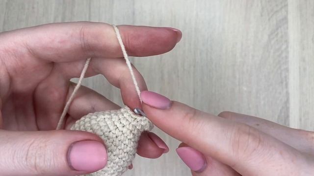 Вязаный ЗАЙЧИК 1 ЧАСТЬ / маленький зайчик