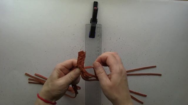 Круглое плетение из 8, 10 и 12 кожаных полос. смотреть онлайн