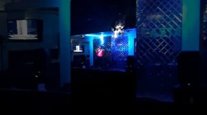 Любовь одна виновата - Алла Пугачева, Евгений Осин -  В караоке клубе. Алекс Влади кавер.