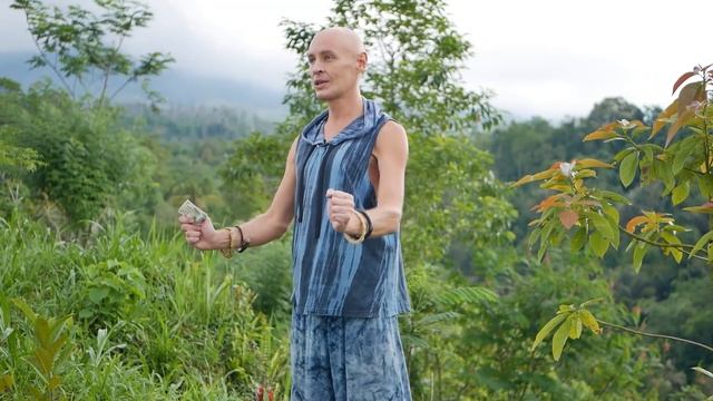 ПРОСВЕТЛЕННЫЙ МАСТЕР РАСКРЫЛ ВСЮ ПРАВДУ О ДЕНЬГАХ ЗА 20 МИНУТ – Ян Спартак Поединков смотреть онлайн