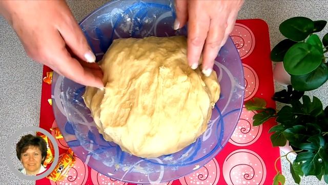 Сдобные булочки МИЛАШКИ с конфетами Коровка. Домашние булочки с начинкой. Воздушные, как пух!