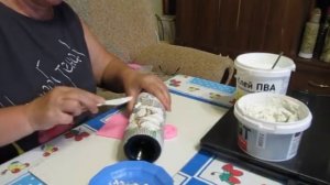 Декорирование бутылки горохом и трафаретом.      № 37