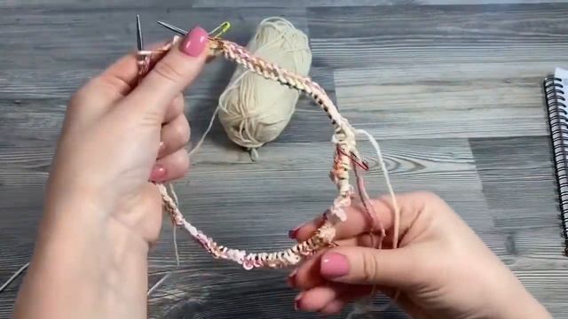 МК . Красивая обработка горловины - лодочки .
