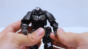 JoyToy Warhammer 40K Iron Hands Sergeant Kalock Unboxing Review (WASTE OF MONEY??)