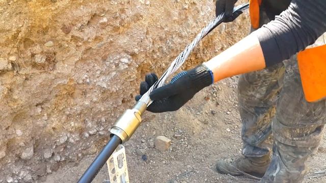 Монтаж кабельного ввода номер 5 на волоконно-оптический кабель ДАС2 смотреть онлайн