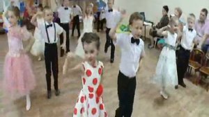 Танец "Россия - мы дети твои". Выпускной в детском саду.