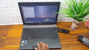 Review Acer Travelmate 8473T - Laptop Gaming Harga 2 Jutaan!