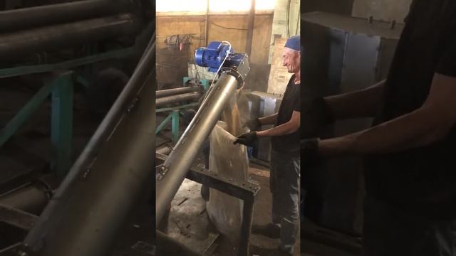 Испытания смесителя горизонтального объемом 0,4 м кубических смотреть онлайн