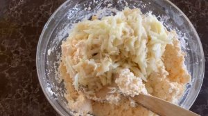 Сырники с яблоками. Простой и быстрый рецепт