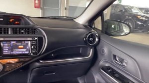 2017 Toyota Prius c Four (Natl)