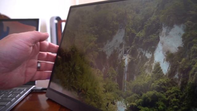 GEOYEAO Portable Monitor Review - 15.6 inch VESA Laptop Display with Stand Case смотреть онлайн