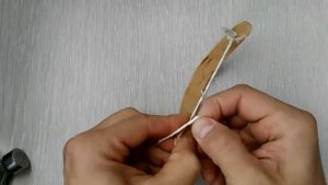 ★ ЛАйф хак для детей. Как сделать лук и стрелы из шпателя и ватных палочек.