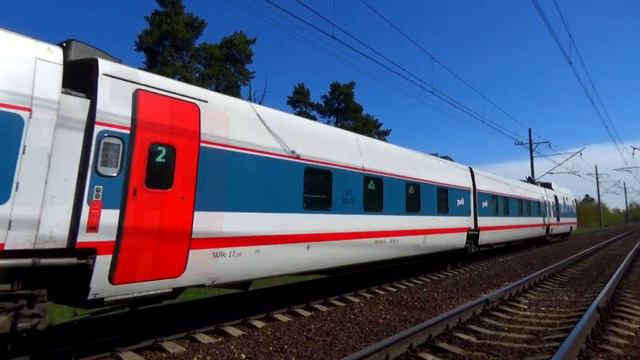 Электровоз ЭП20-005 со скоростным поездом "Стриж" №701 "Нижний Новгород - Москва (Курский вокзал)" смотреть онлайн