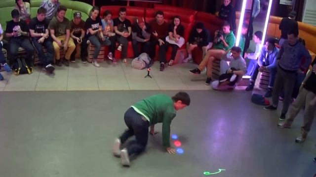 Соул vs Грув Эдиторс True Motion 5 смотреть онлайн