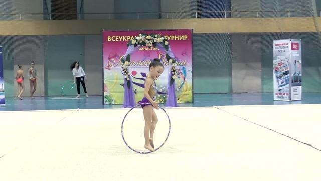 Делі Олександра 2005 обруч смотреть онлайн