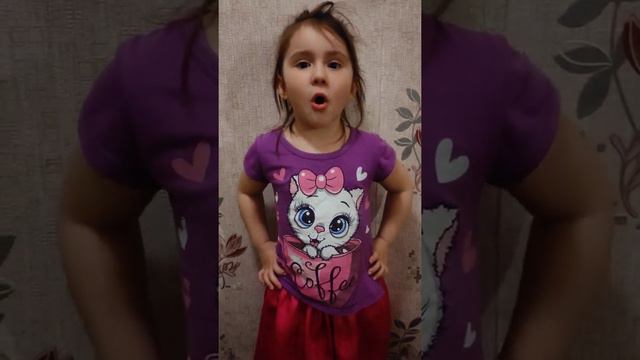 Дочка поет песню "Катюша" смотреть онлайн