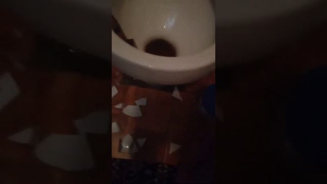 как заделать дырку в унитазе