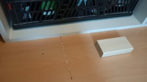 Как заделать щели в ламинате