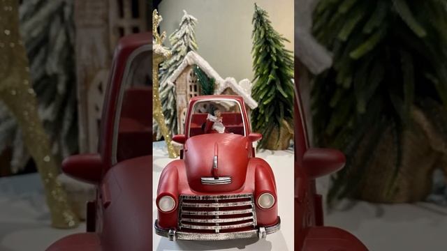 Новогодний музыкальный фонарик с подсветкой и снежным вихрем машина Дед Мороз