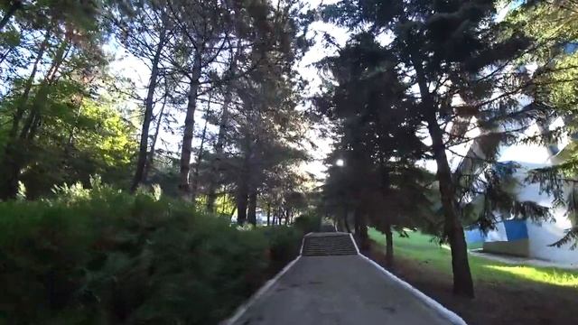 Серж Дур-Дачник. Прогулки по побережью. Криница. Курортный Лагерь КубГАУ. 9 октября 2020 год. смотреть онлайн