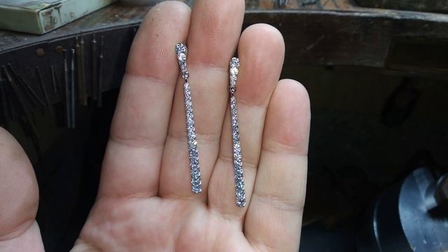 Серьги из белого золота. смотреть онлайн