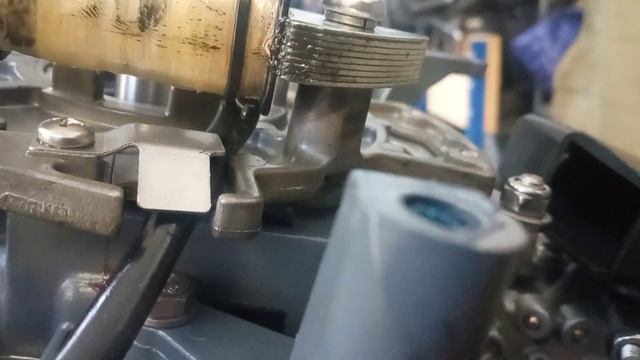 Маховик задевает за катушку зажигания. смотреть онлайн