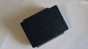 ОНЛАЙН ТРЕЙД.РУ Видеообзор на Внешний жесткий диск Seagate Expansion 2.5' 1.0Tb USB 3.0 STEA1000400