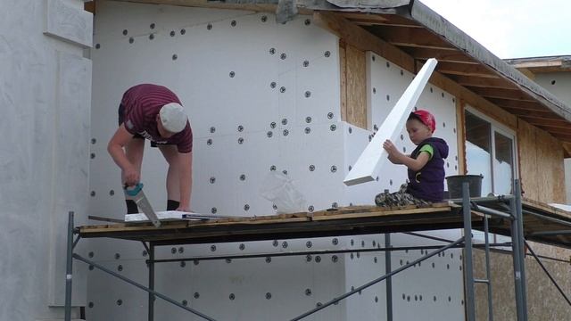 ⭕МАСТЕРСКАЯ ИЗ СИП ПАНЕЛЕЙ. Утепляю кладовку по системе мокрый фасад и т.д...⭕ смотреть онлайн