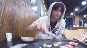[Stray Kids] Хван Хёнджин как твой парень | свидание | [перевод]