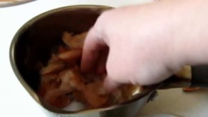 СКУМБРИЯ, ШПРОТЫ из салаки в луковой шелухе, как копчёные