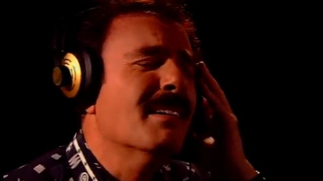 Ferdi Tayfur - Dönebilsem смотреть онлайн