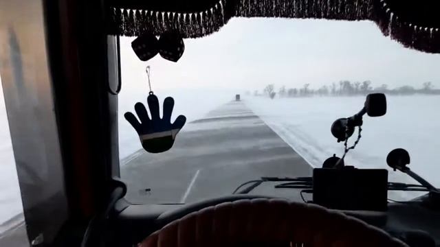 РЕЙС ИЗ УЗБЕКИСТАНА В РОССИЮ ( В КАЗАХСТАНЕ ДАЛЬНОБОЙЩИКИ МУЧАЮТСЯ) смотреть онлайн