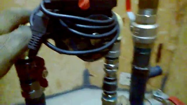 начало обвязки твёрдотопливного котла верхнего горения . смотреть онлайн