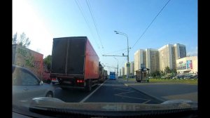 Газовый балончик в действии. Предотвращение проникновения в автомобиль.