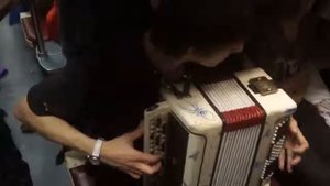 Песни под баян Когда в поезде скучно