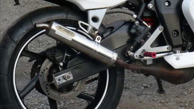 Honda NSR 125R/Marilyn v jedné minutě смотреть онлайн