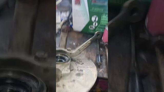 Установка не регулируемых подшипников ступицы на Ниву. смотреть онлайн