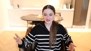 «ОХОТНИЦА НА САМЦА» ТУПОЕ СОБЛАЗНЕНИЕ