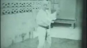 Chōshin Chibana - Naihanchi Shodan