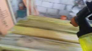 обработка дерева антисептиком